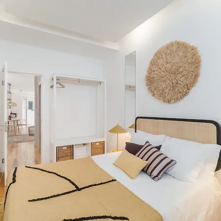 Ajuda Cozy Retreat With Patio Appartement