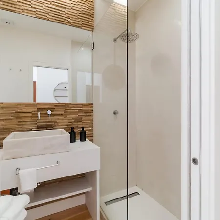 Ajuda Cozy Retreat With Patio Appartamento