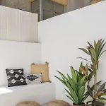 公寓 Ajuda Cozy Retreat With Patio