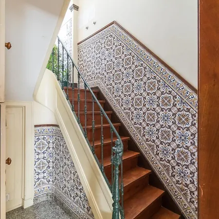 Ajuda Cozy Retreat With Patio