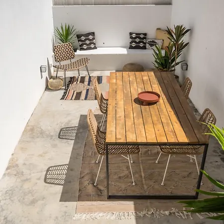Ajuda Cozy Retreat With Patio Διαμέρισμα *